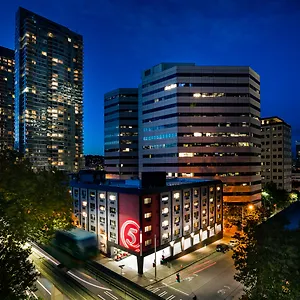 3* Hotel Staypineapple, Five, Downtown